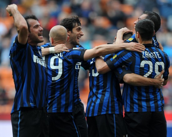 英超战报：巴恩斯双响，迪亚斯破门难救主，纽卡2-1曼城（英超快讯：巴恩斯梅开二度，迪亚斯破门难挽败局，纽卡2-1力克曼城）