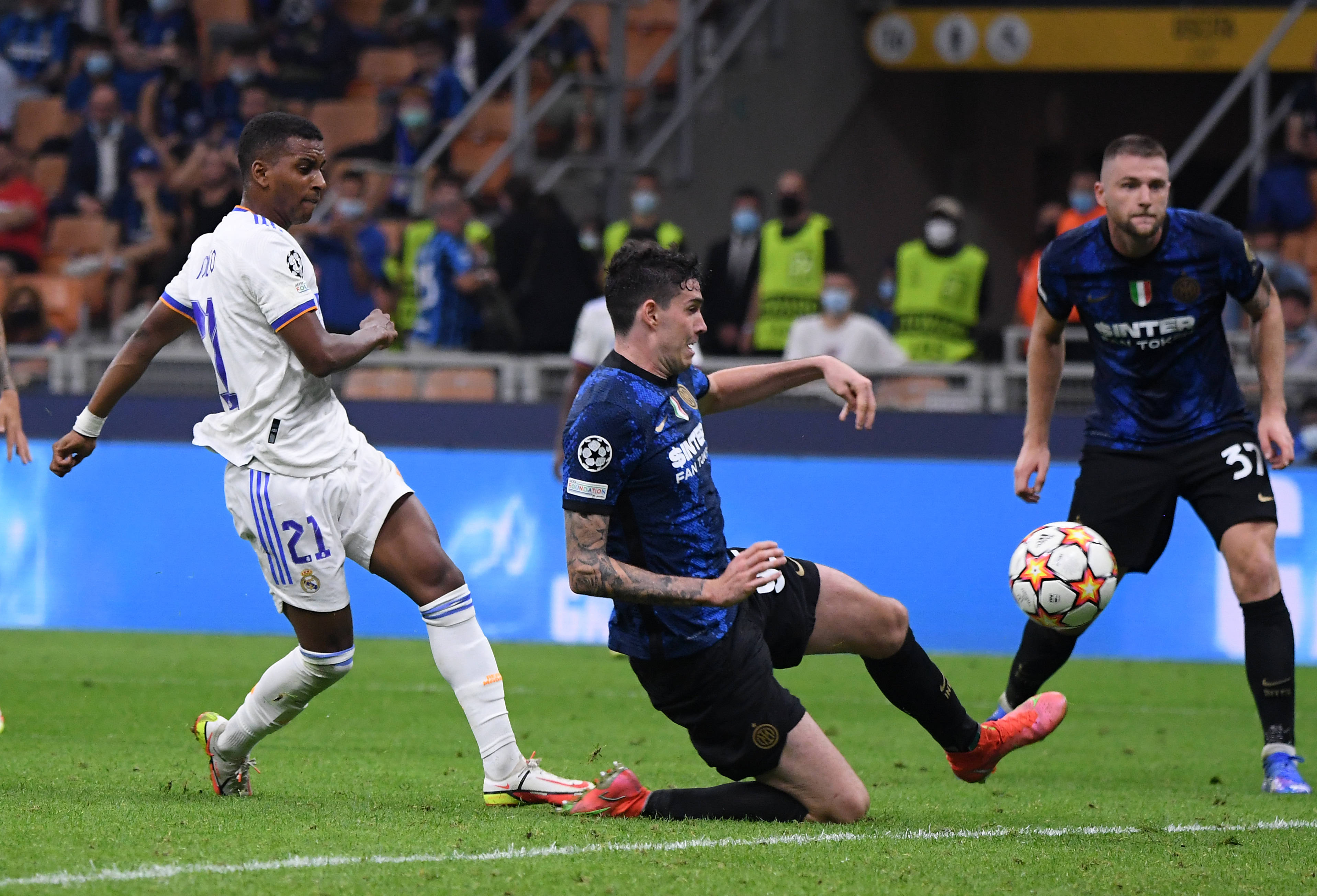 王燊超同款，官方推出直升机游览服务，10分钟行程每人1680元